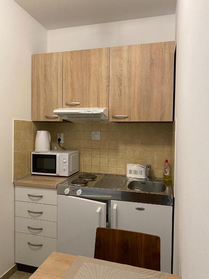 Besenova Apartman Diamant Exterior photo