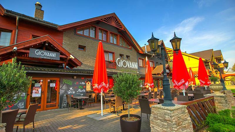 Besenova Apartman Diamant Exterior photo